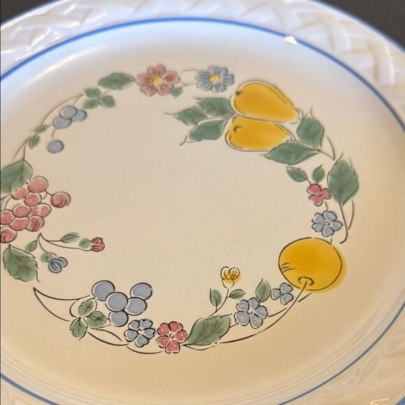 Vina Fera Elegant Yellow and Blue Dinnerware Plate - Picture 3 of 5